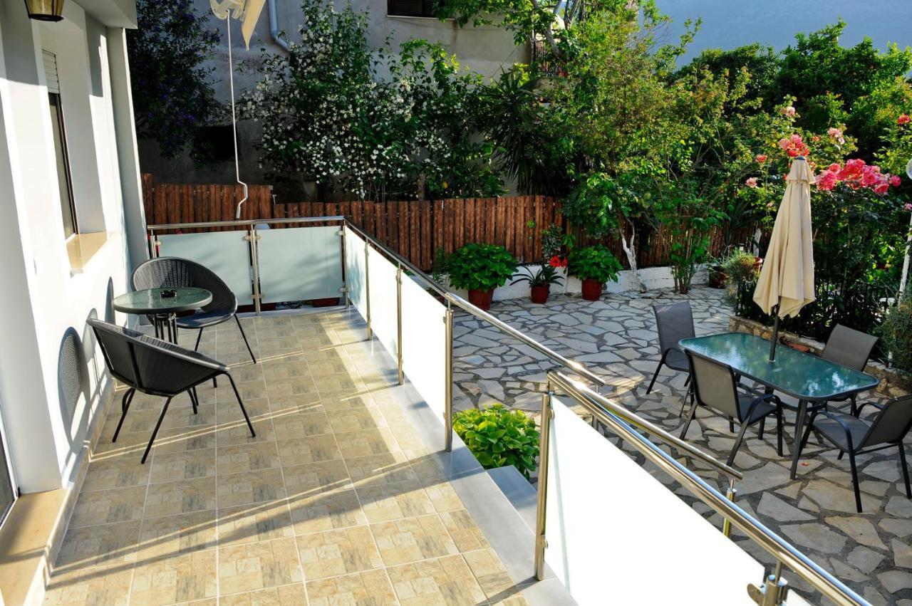 Spiros House&Studios Yénion Exterior foto